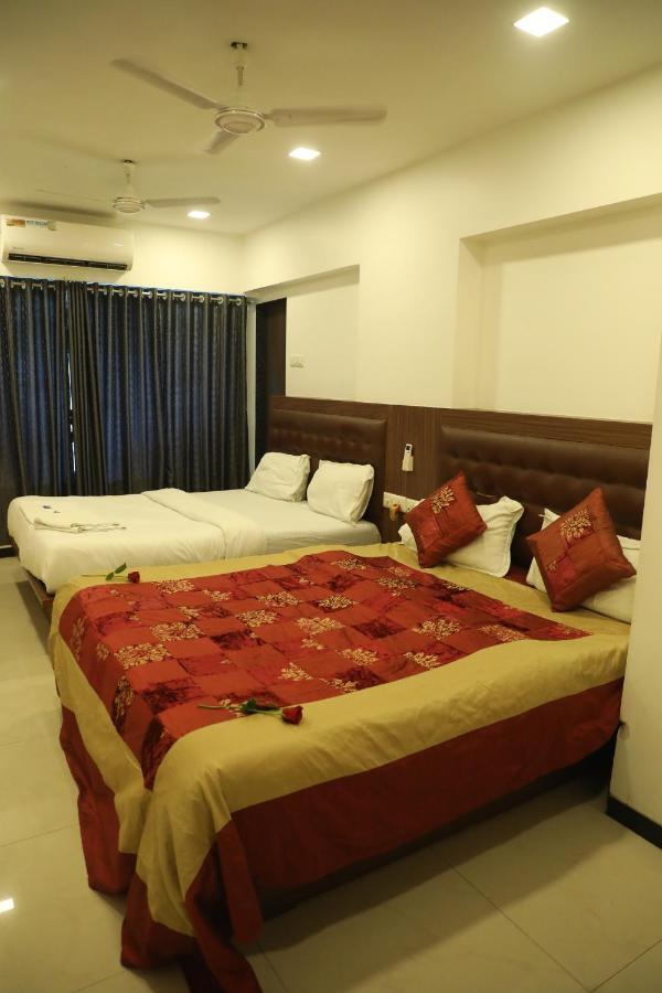 Hotel Shiv Leela Grand Mumbai Exterior photo